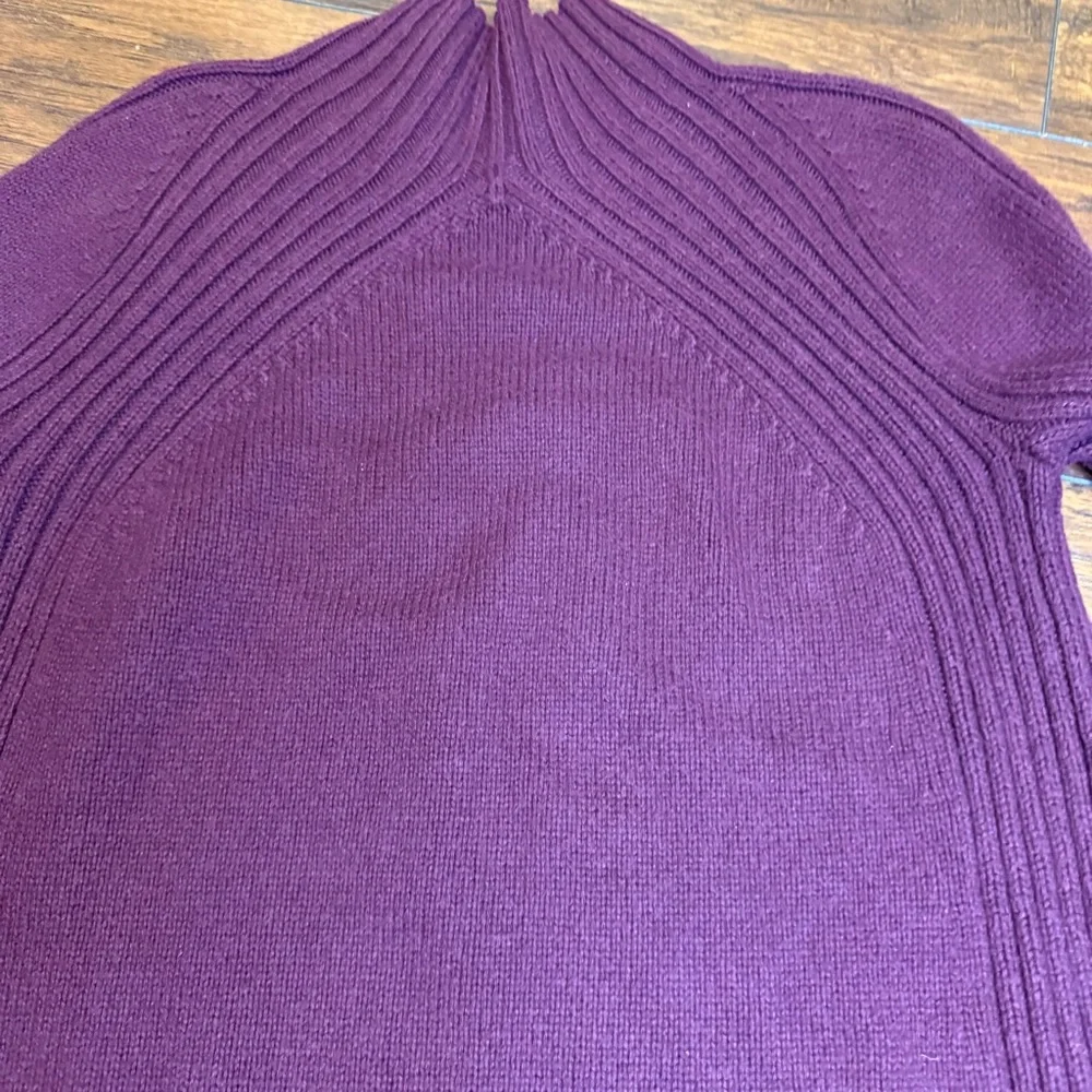 Talbots SP Merino Wool Blend Ribbed Mock Neck Sweater Burgundy Wine Minimalist